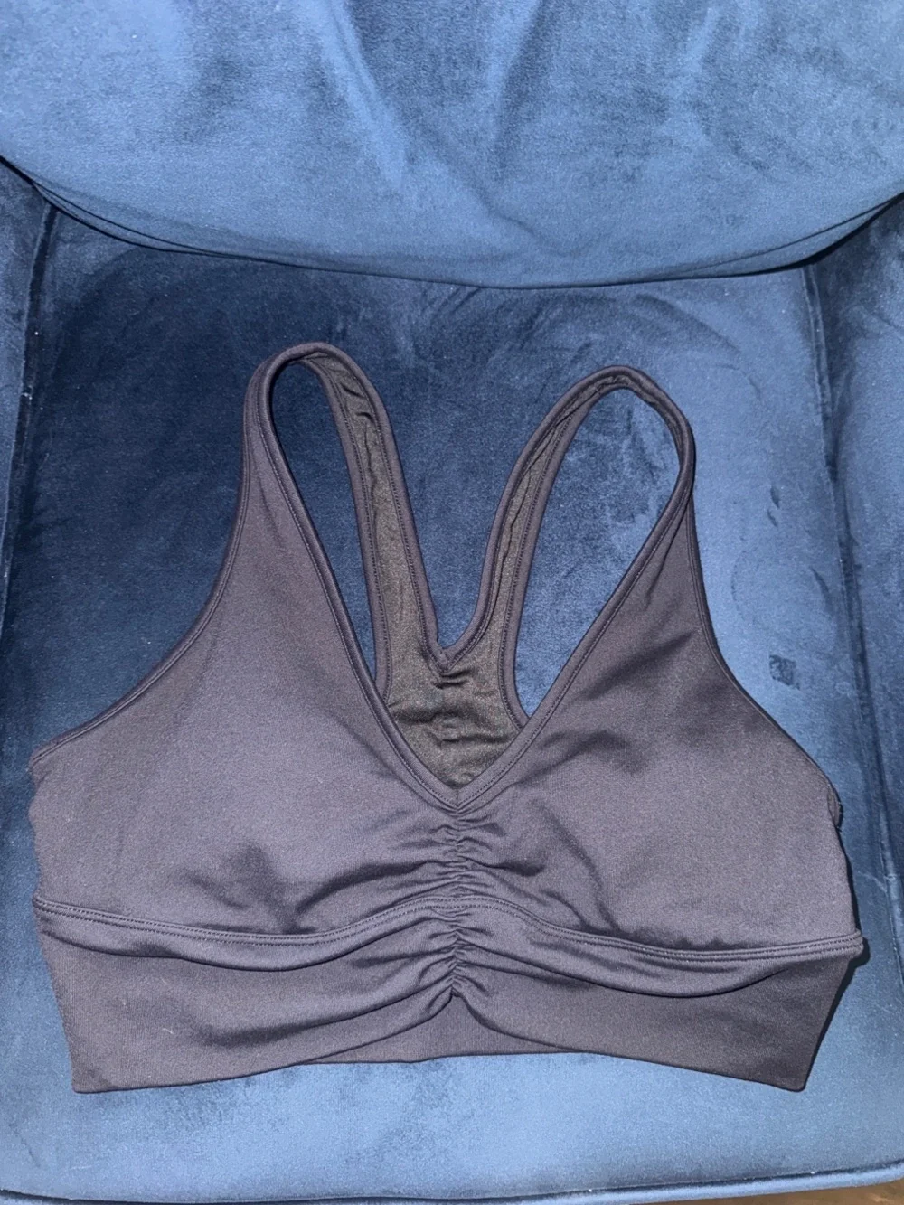 ALO Yoga Black Wild thing V-Neck Ruched Racerback Sports Bra size Medium